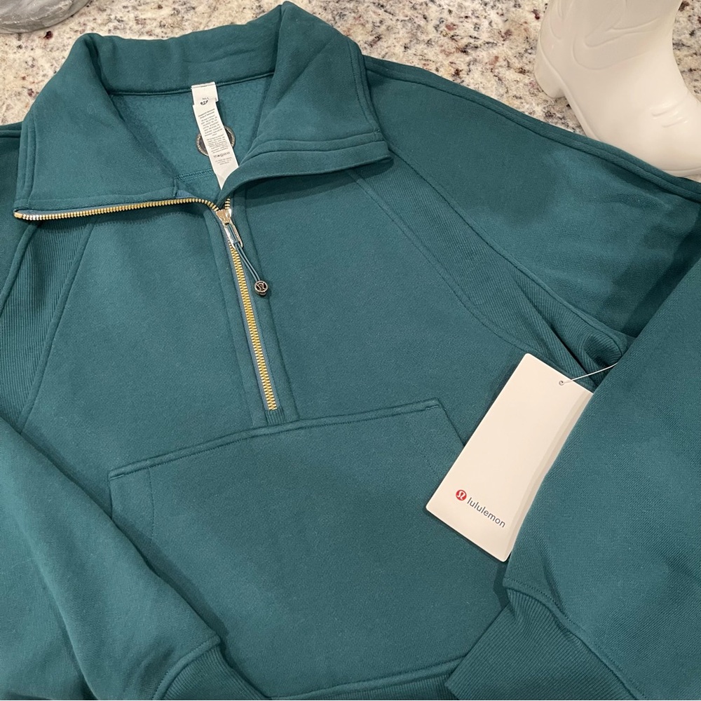NWT Lululemon Scuba Oversized Funnel Neck Half-Zip✨